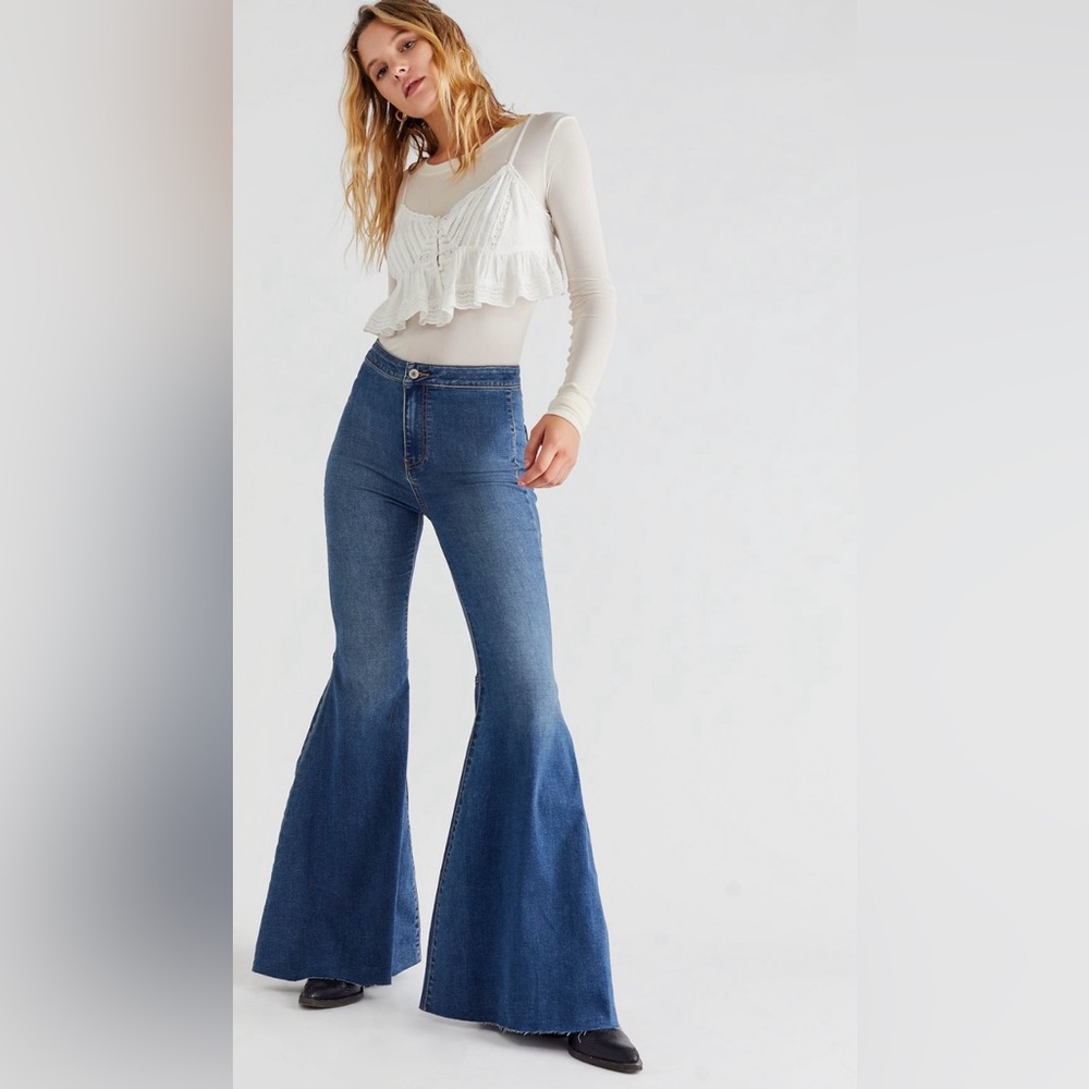 We The Free Just Float On Flare Jean size 29 color Waterfall